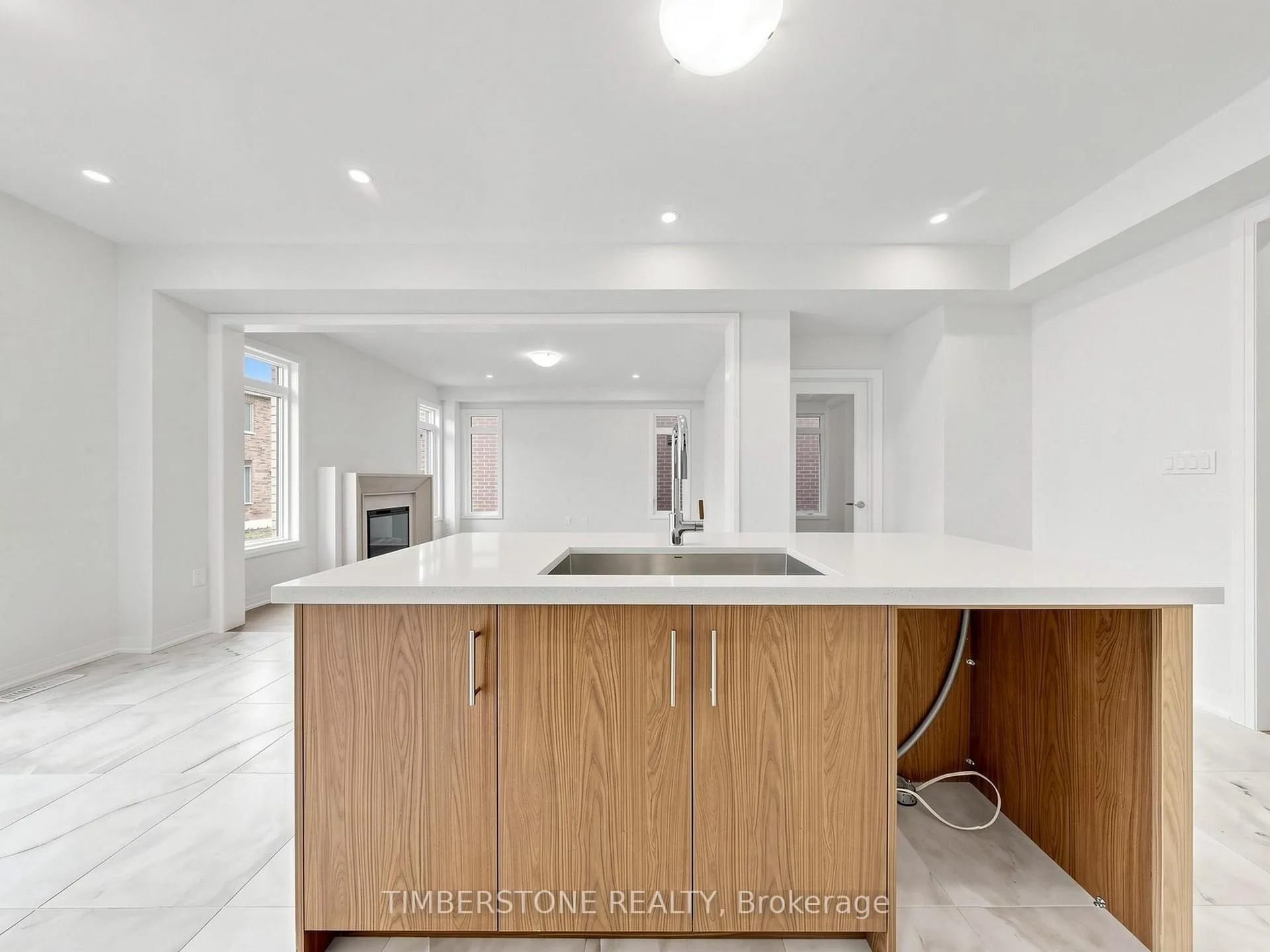 Photo 12 of 435 Coronation Road, Whitby, Rural Whitby — HOMEH