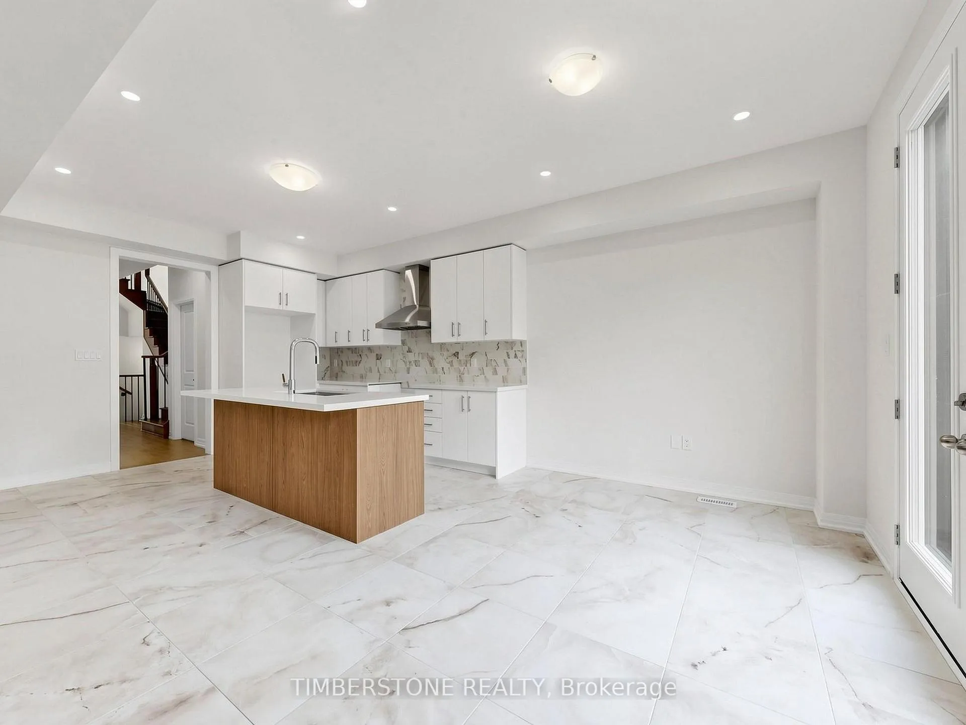 Photo 14 of 435 Coronation Road, Whitby, Rural Whitby — HOMEH