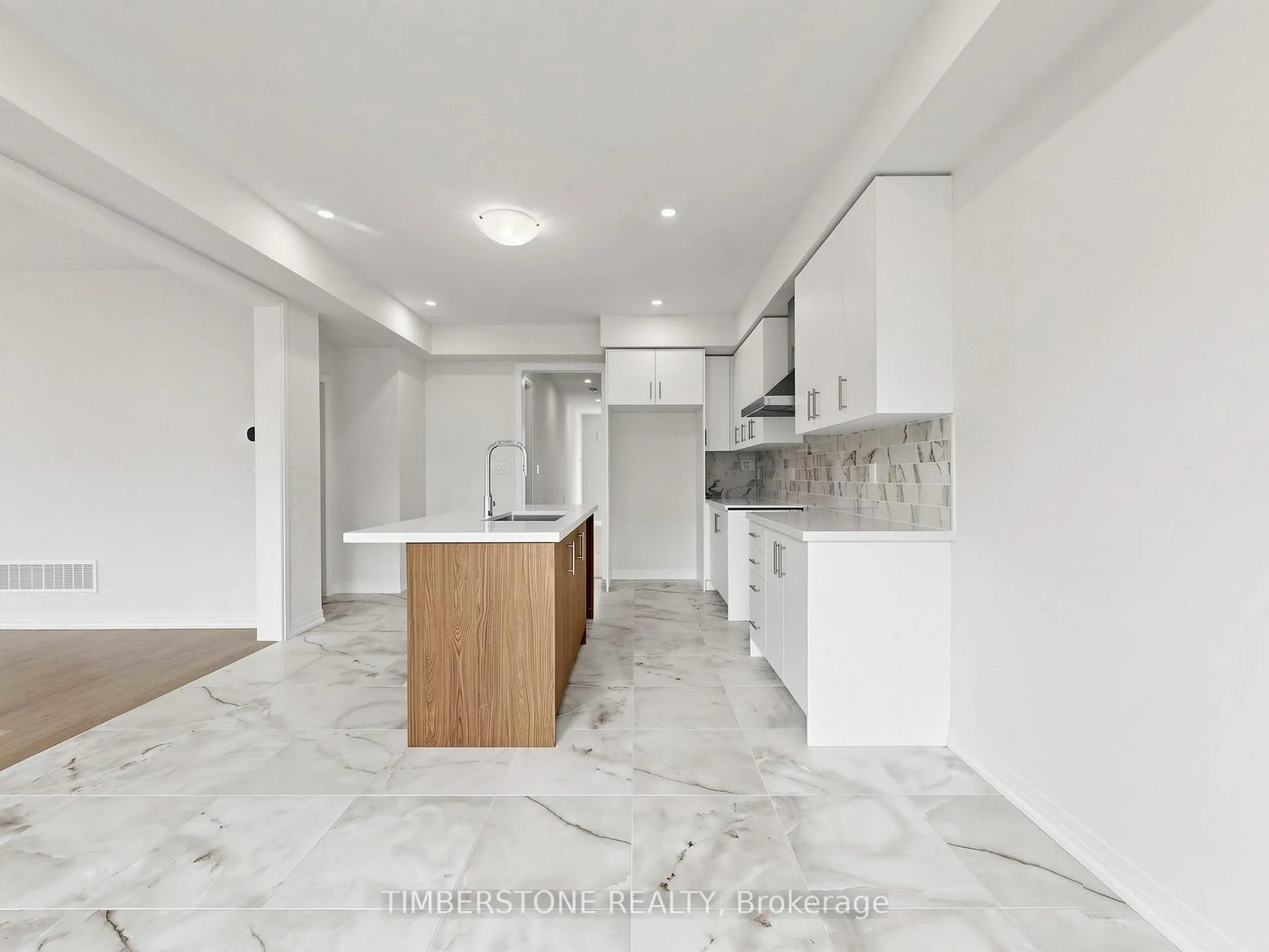 Photo 15 of 435 Coronation Road, Whitby, Rural Whitby — HOMEH