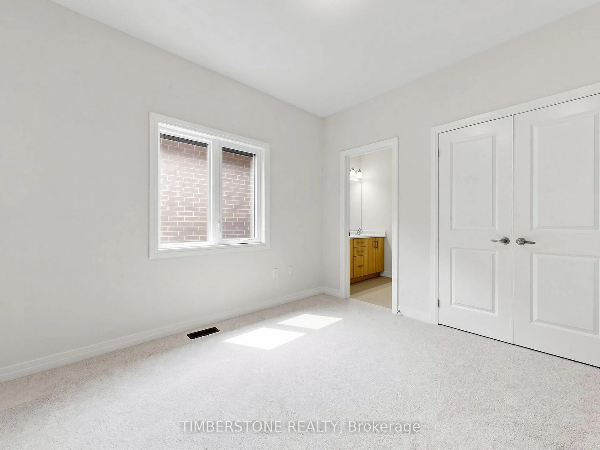 Photo 32 of 435 Coronation Road, Whitby, Rural Whitby — HOMEH