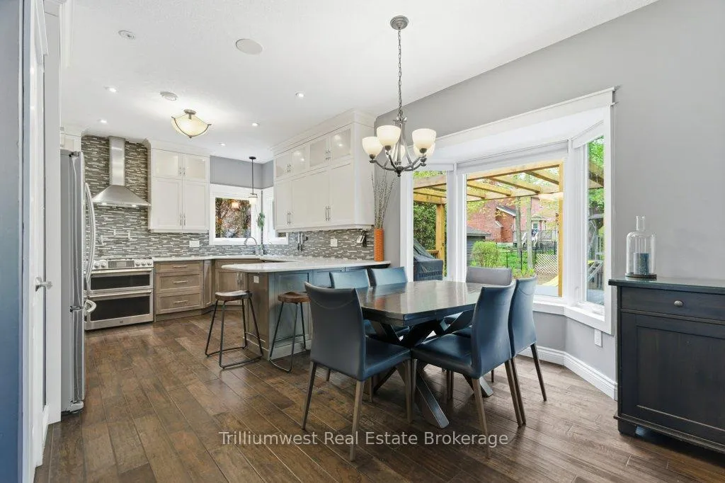 Photo 3 of 242 Cheltonwood Crescent, Waterloo — HOMEH