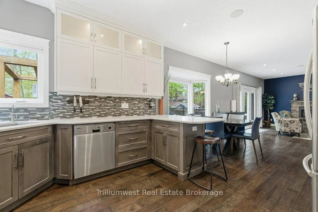Photo 6 of 242 Cheltonwood Crescent, Waterloo — HOMEH