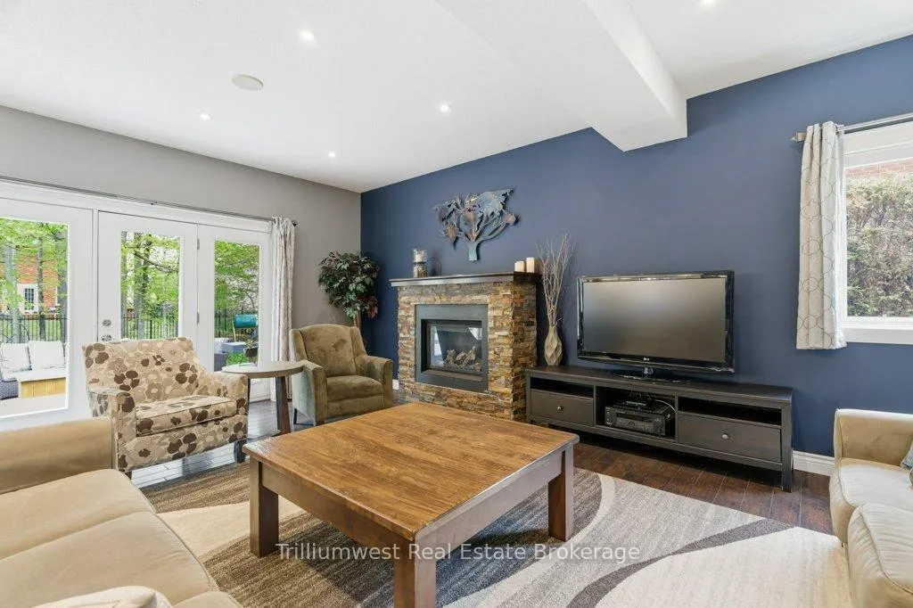 Photo 10 of 242 Cheltonwood Crescent, Waterloo — HOMEH