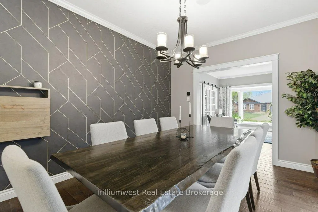 Photo 11 of 242 Cheltonwood Crescent, Waterloo — HOMEH