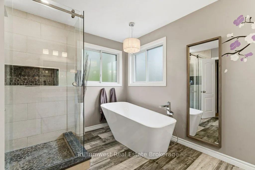 Photo 22 of 242 Cheltonwood Crescent, Waterloo — HOMEH