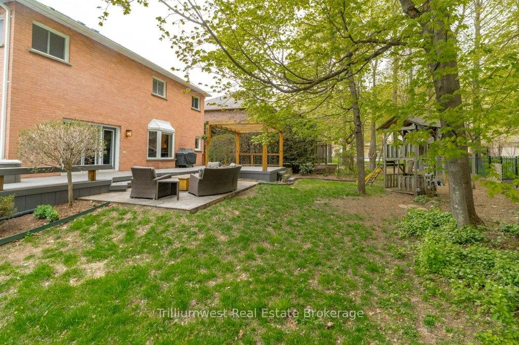 Photo 43 of 242 Cheltonwood Crescent, Waterloo — HOMEH