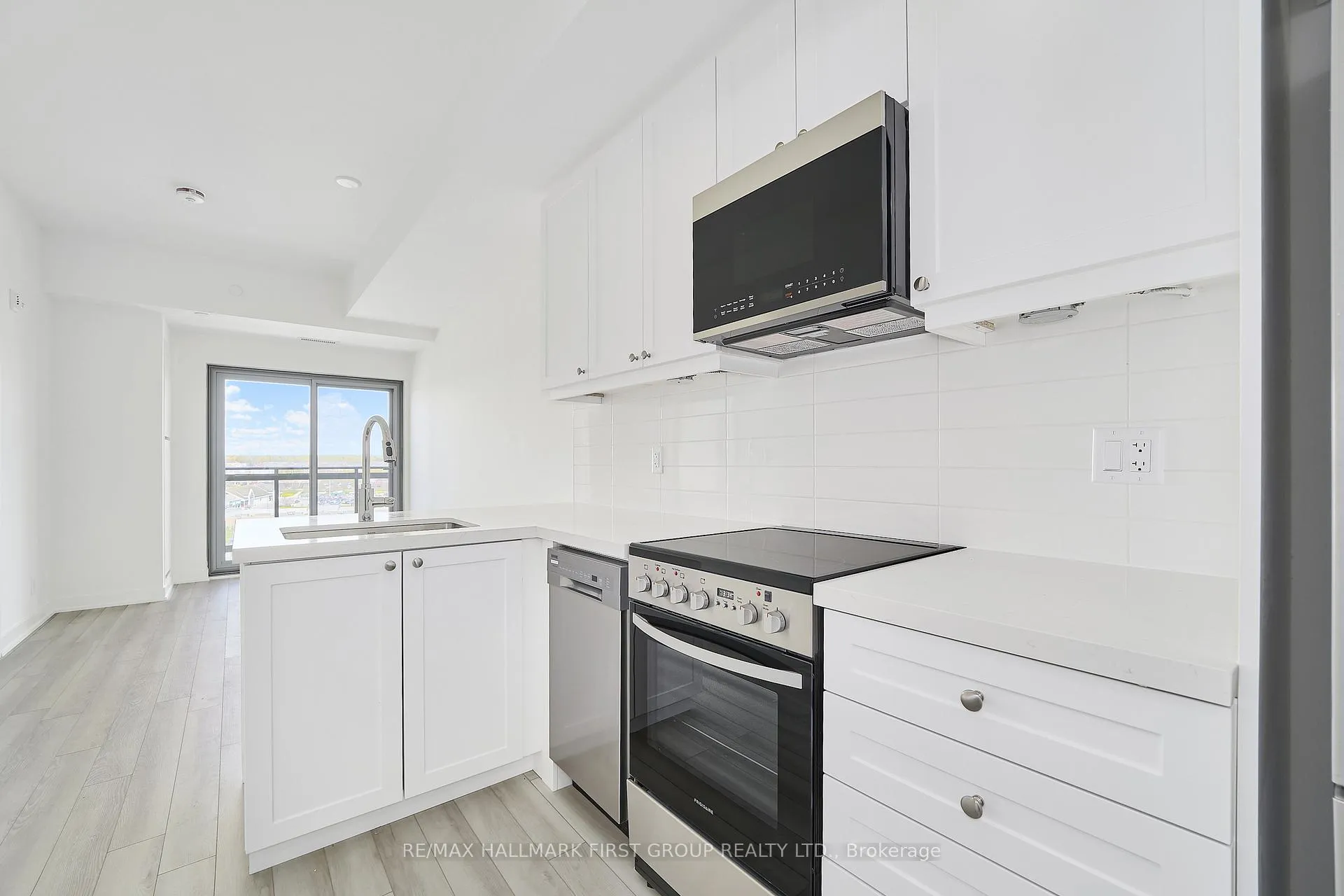 Photo 19 of Unit 1017, 51 Clarington Boulevard, Clarington, Bowmanville — HOMEH