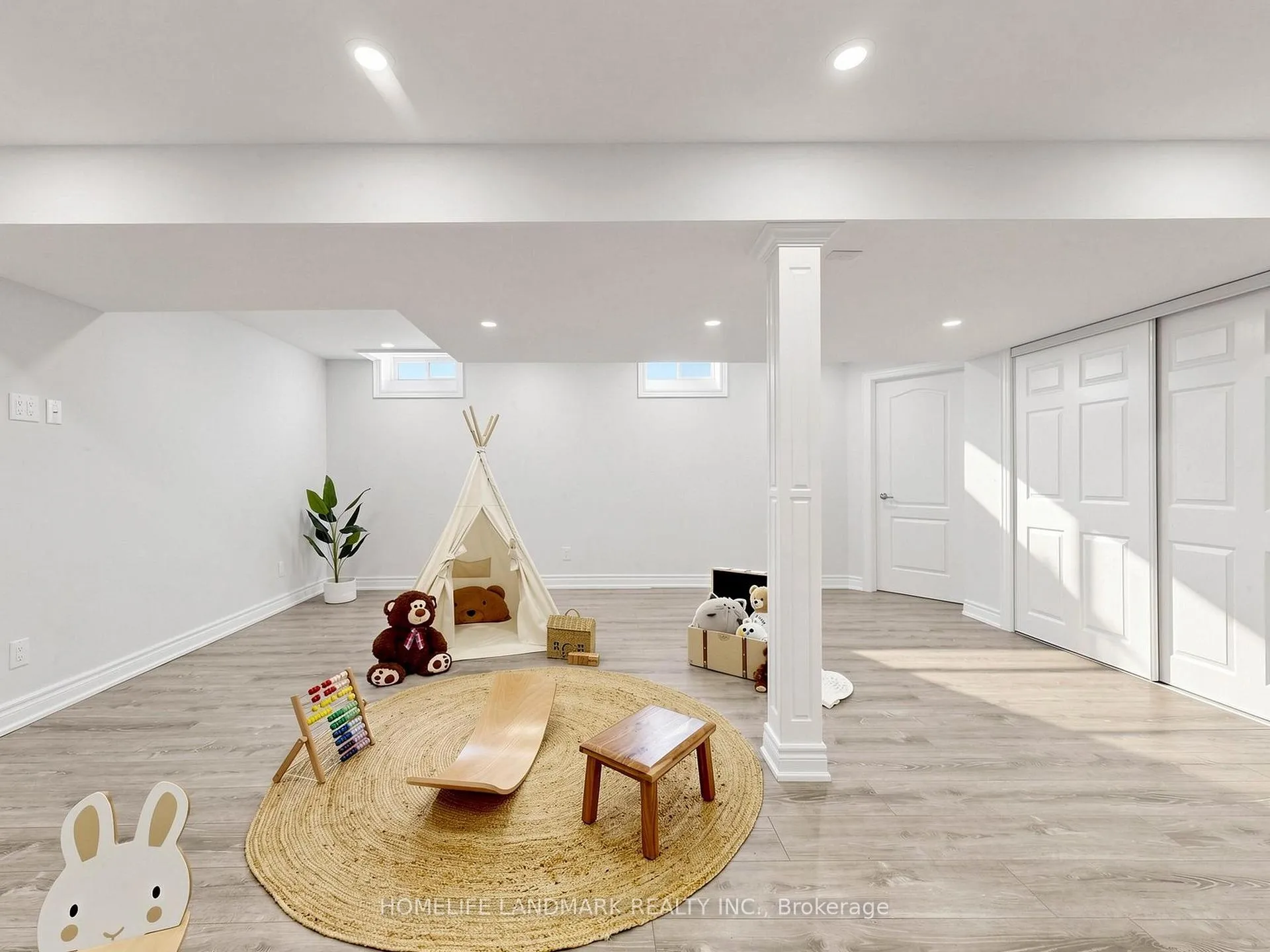 Photo 27 of 8 Ivory Silk Drive, Markham, Cathedraltown — HOMEH