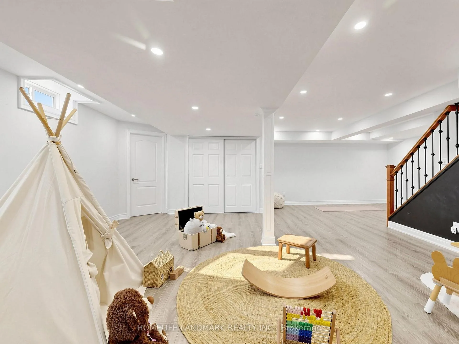 Photo 28 of 8 Ivory Silk Drive, Markham, Cathedraltown — HOMEH