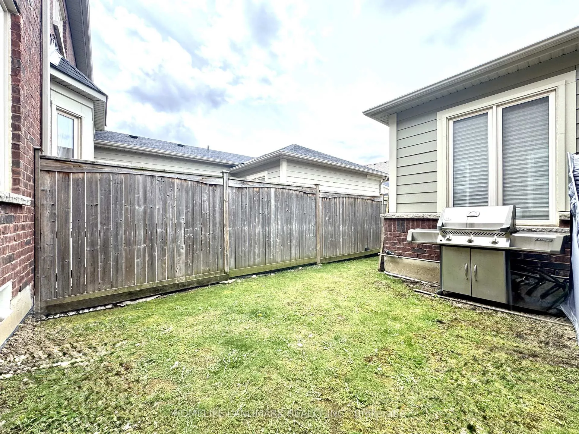 Photo 37 of 8 Ivory Silk Drive, Markham, Cathedraltown — HOMEH