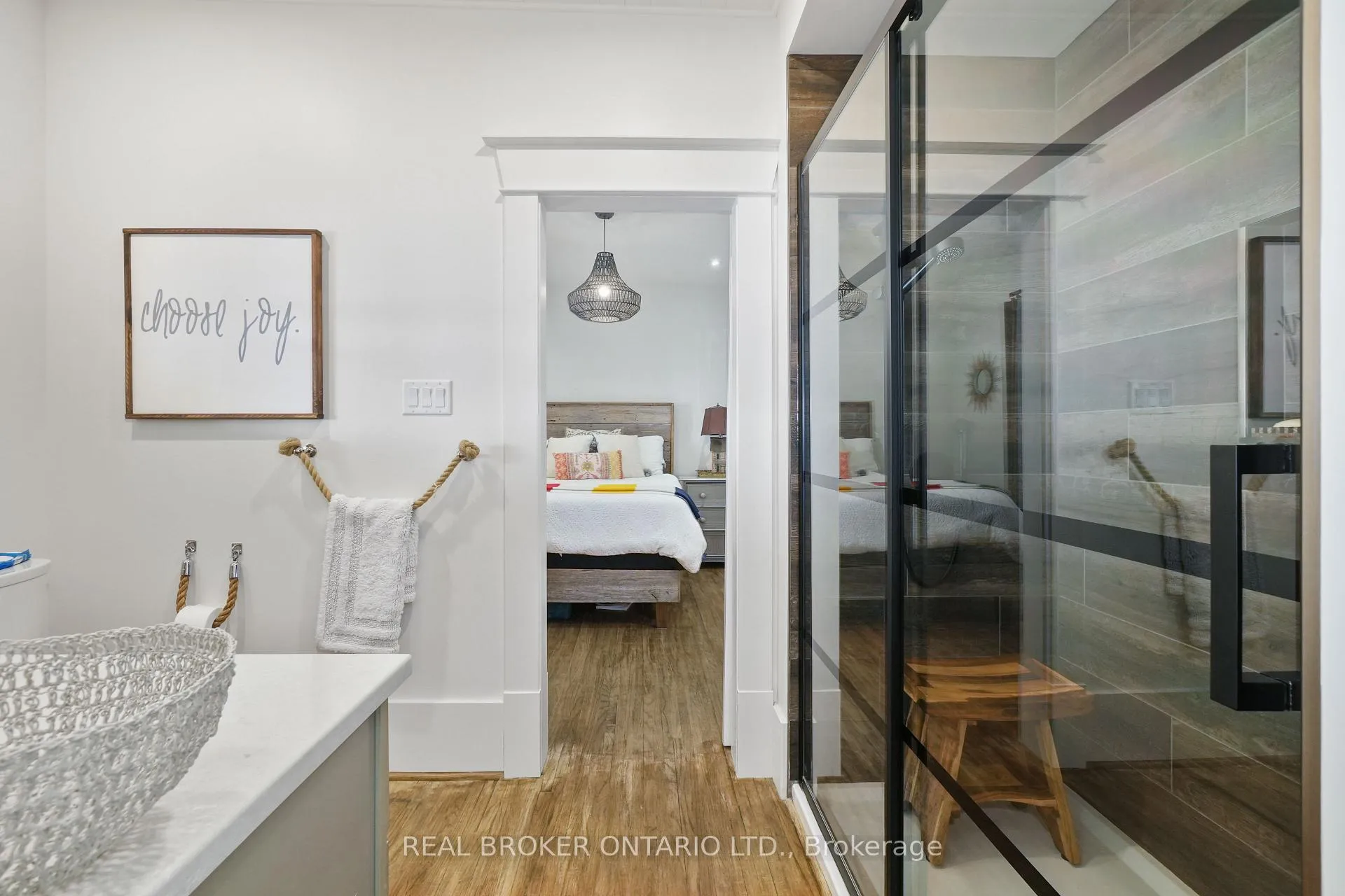 Photo 16 of 2021 Third Line, Douro-Dummer — HOMEH