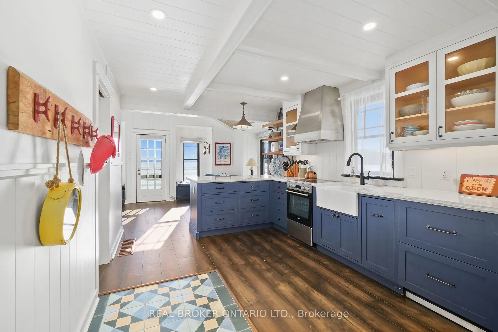 Photo 19 of 2021 Third Line, Douro-Dummer — HOMEH