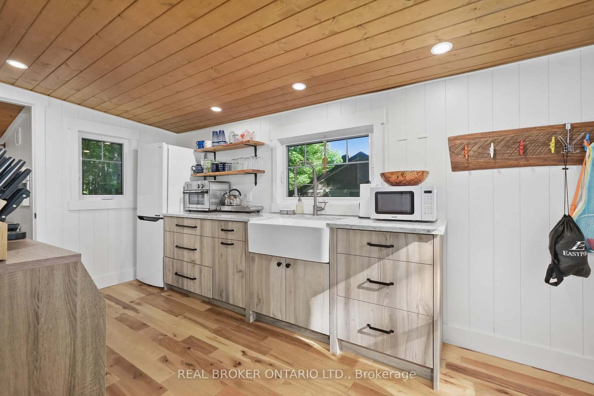 Photo 27 of 2021 Third Line, Douro-Dummer — HOMEH