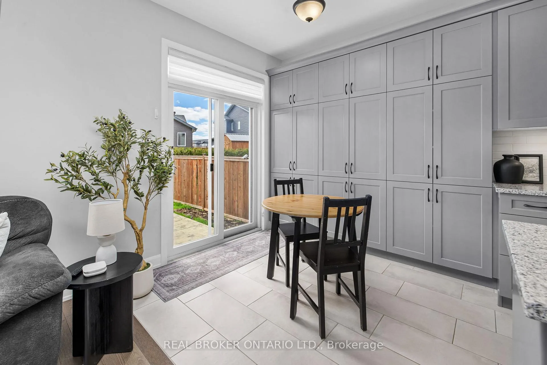 Photo 19 of 22 Berryman Street, Carleton Place — HOMEH