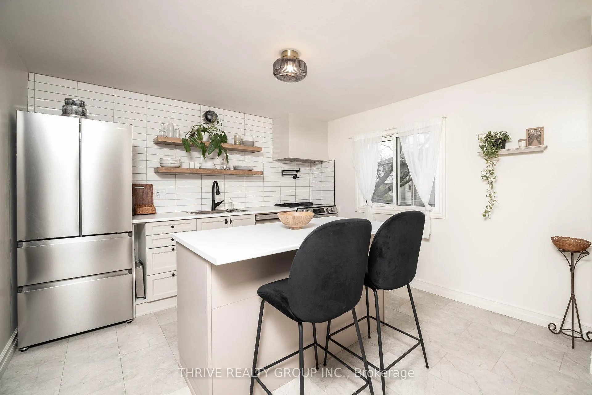 Photo 12 of Unit 70, 300 Sandringham Crescent, London, South R — HOMEH