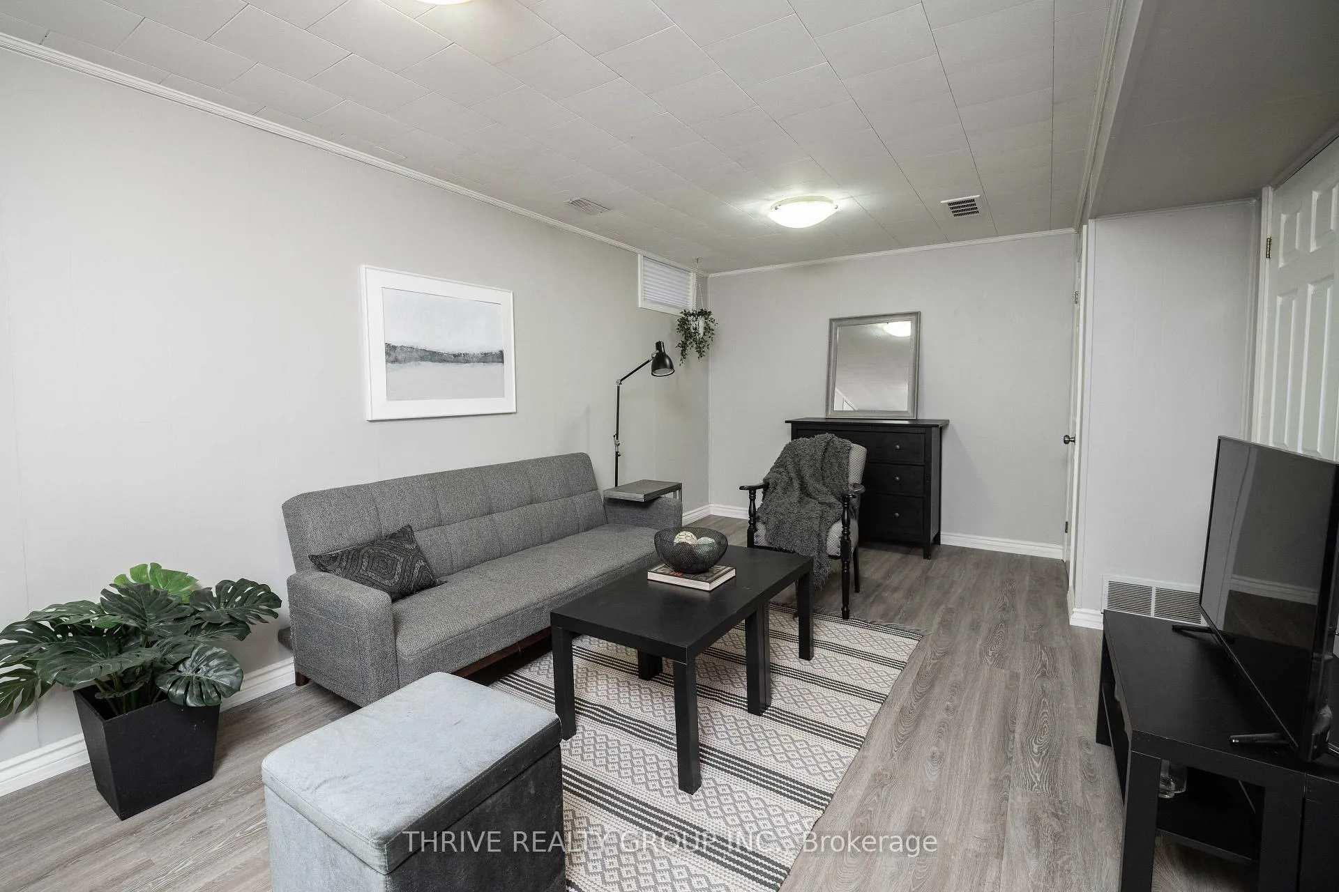 Photo 24 of Unit 70, 300 Sandringham Crescent, London, South R — HOMEH