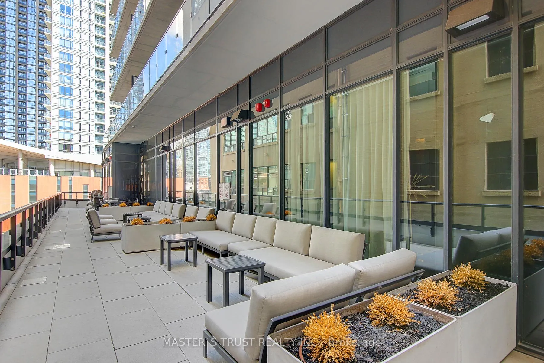 Photo 4 of Unit 3602, 87 Peter Street, Toronto, Waterfront Communities — HOMEH
