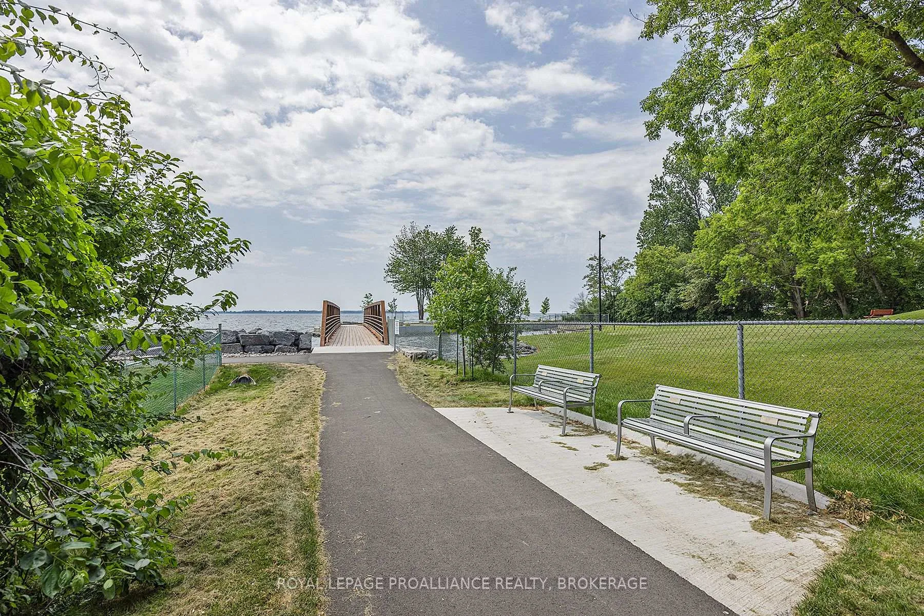 Photo 5 of Unit 903, 2 Mowat Avenue, Kingston, Central City West — HOMEH