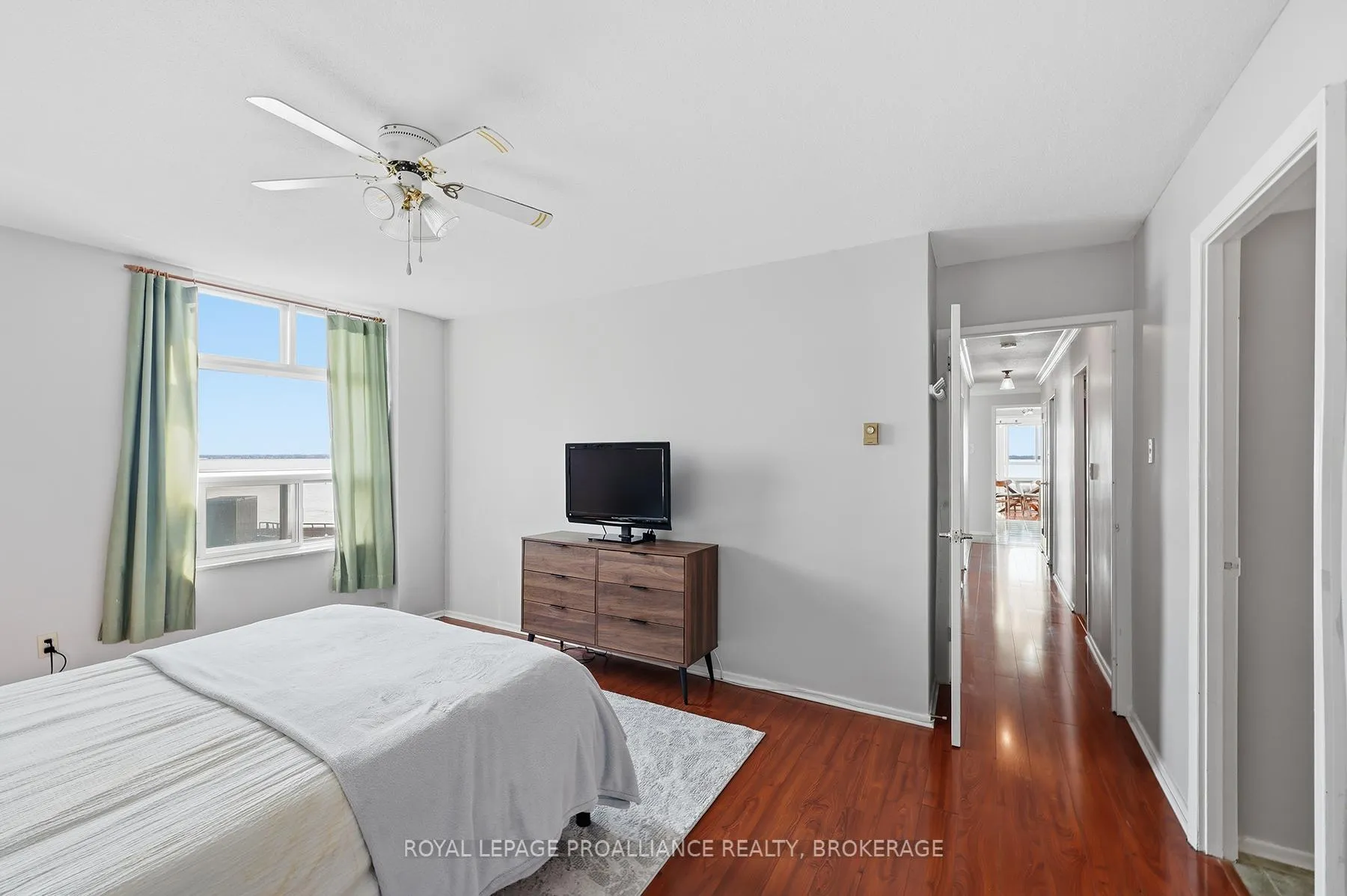 Photo 38 of Unit 903, 2 Mowat Avenue, Kingston, Central City West — HOMEH