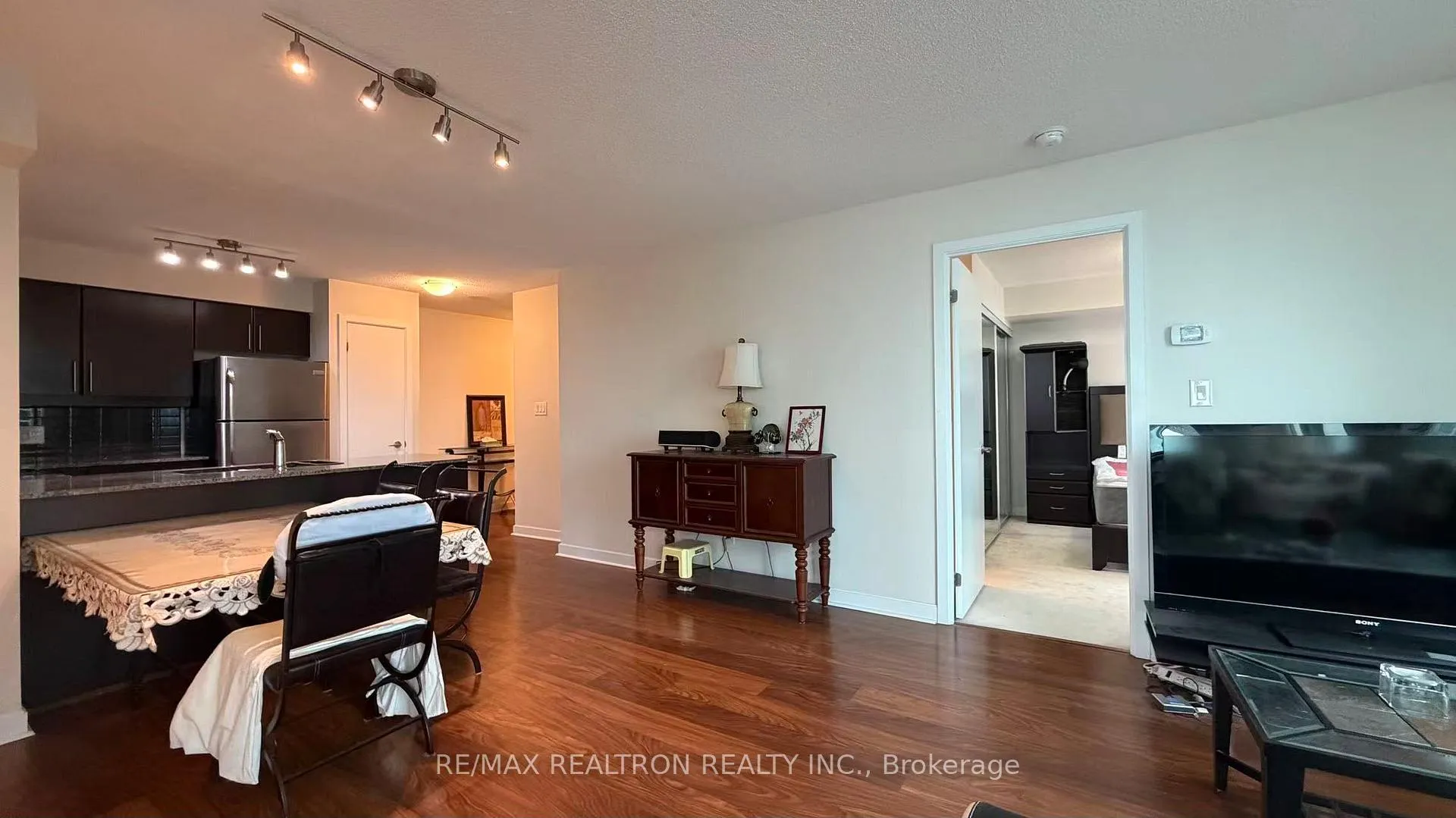 Photo 5 of Unit 1508, 33 Bay Street, Toronto, Waterfront Communities — HOMEH