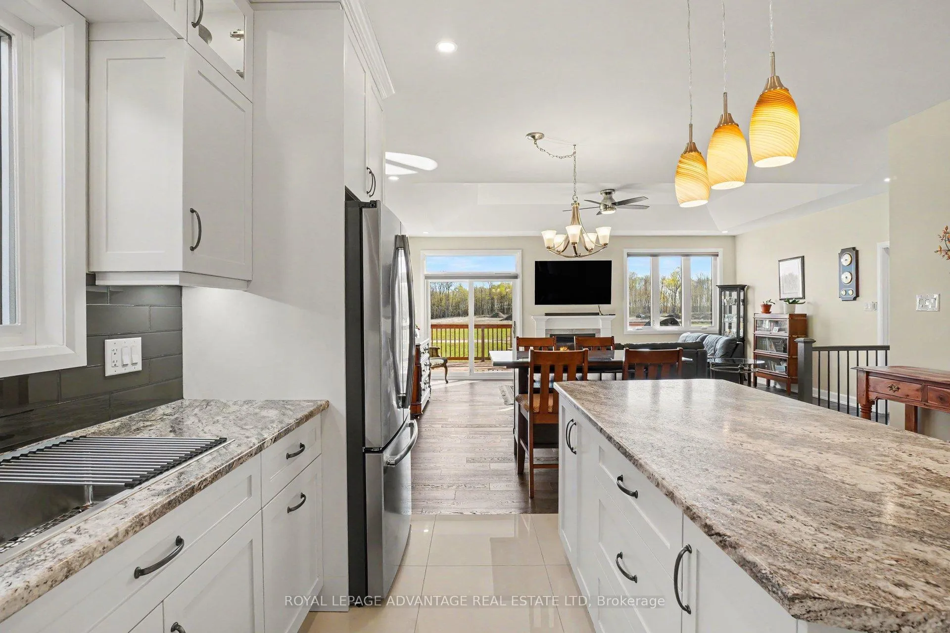 Photo 14 of 23 Senators Gate Drive, Perth — HOMEH