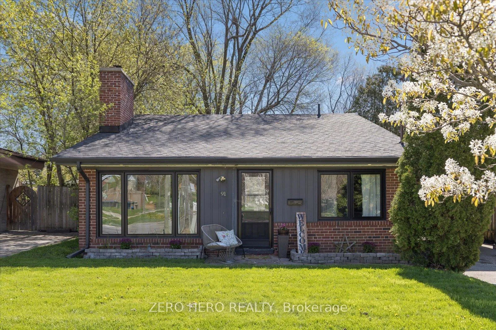 Photo 3 of 91 Benleigh Drive, Scarborough, Woburn — HOMEH