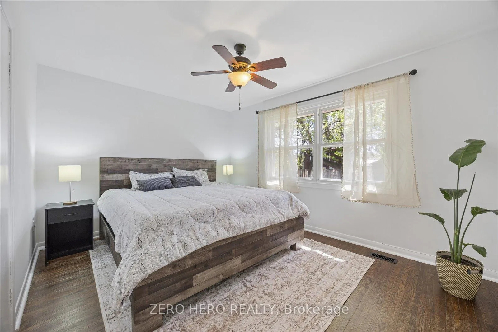 Photo 13 of 91 Benleigh Drive, Scarborough, Woburn — HOMEH