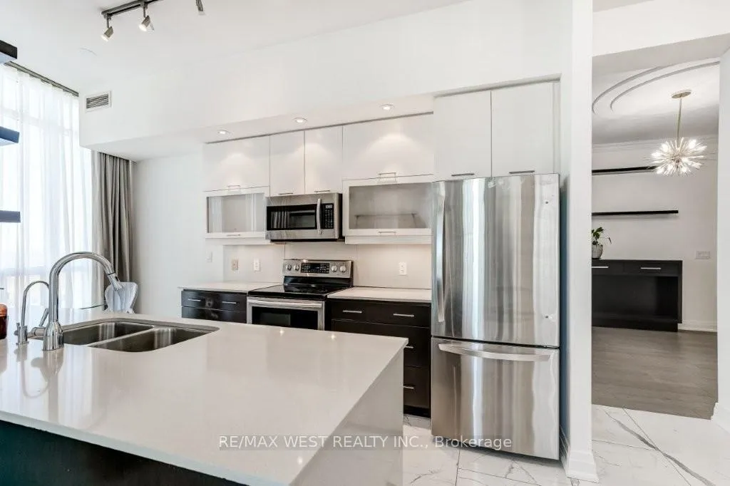 Photo 10 of Unit 2506, 90 Absolute Avenue, Mississauga, City Centre — HOMEH