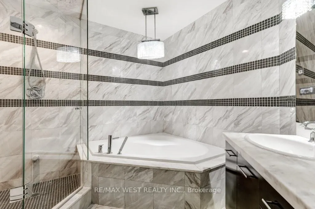 Photo 18 of Unit 2506, 90 Absolute Avenue, Mississauga, City Centre — HOMEH
