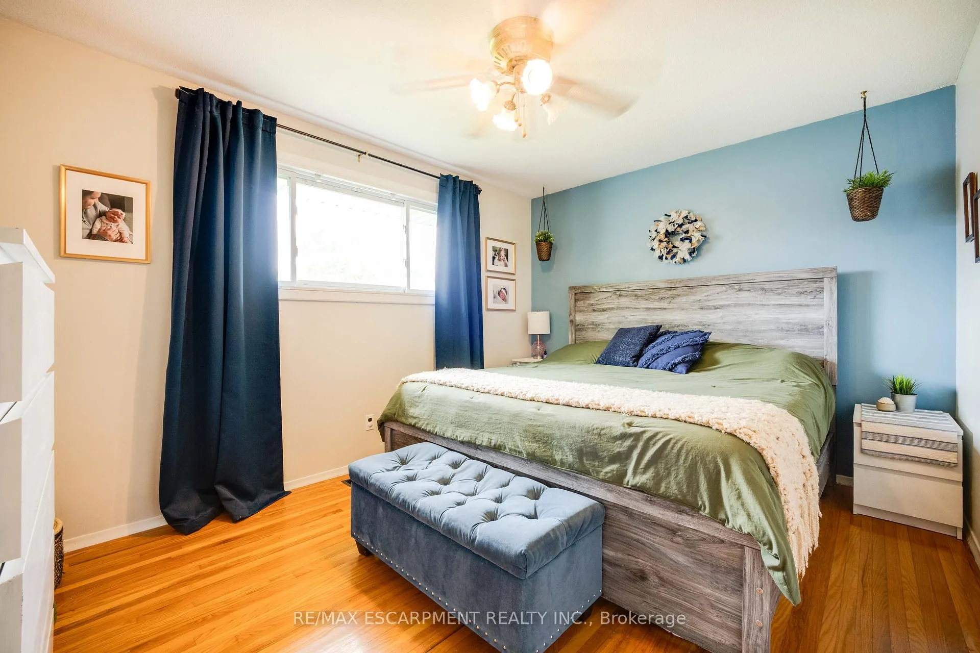 Photo 11 of 50 Ellenson Drive, Brantford — HOMEH
