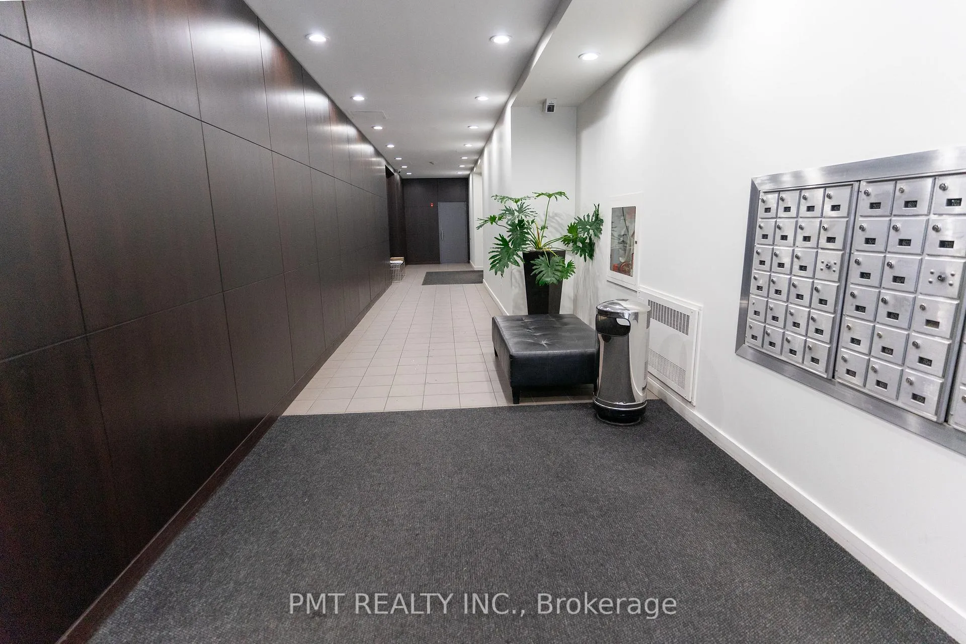 Photo 15 of Unit 401, 36 Charlotte Street, Toronto, Waterfront Communities — HOMEH
