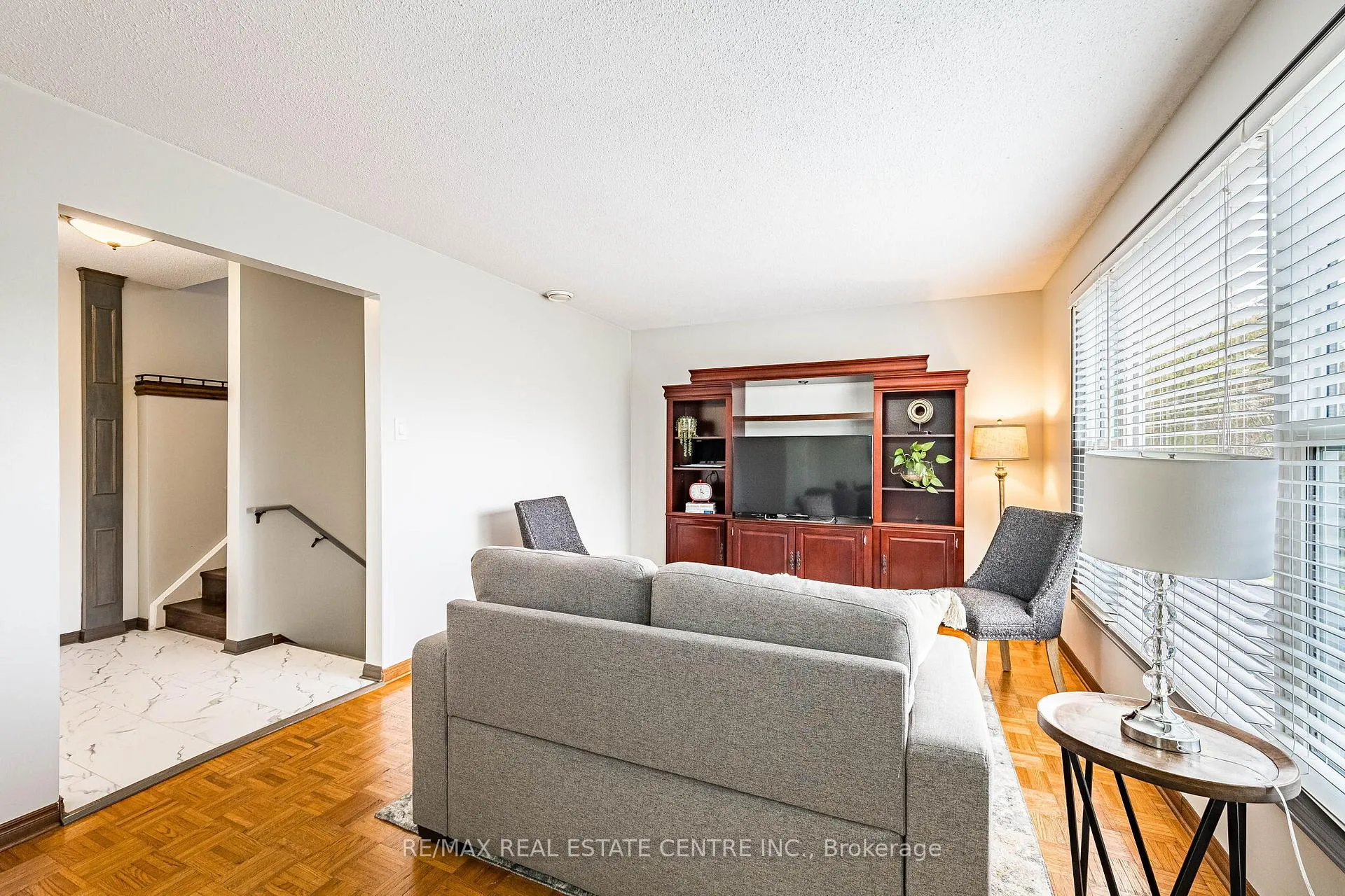 Photo 13 of 12 Homer Square, Brampton, Central Park — HOMEH