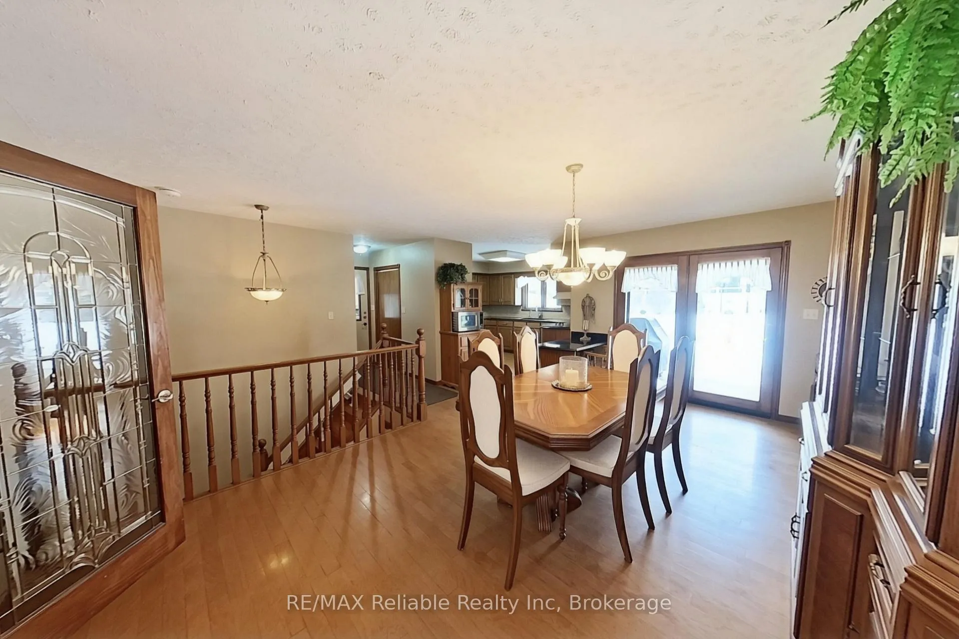 Photo 6 of 67 Rattenbury Street W, Central Huron, Clinton — HOMEH