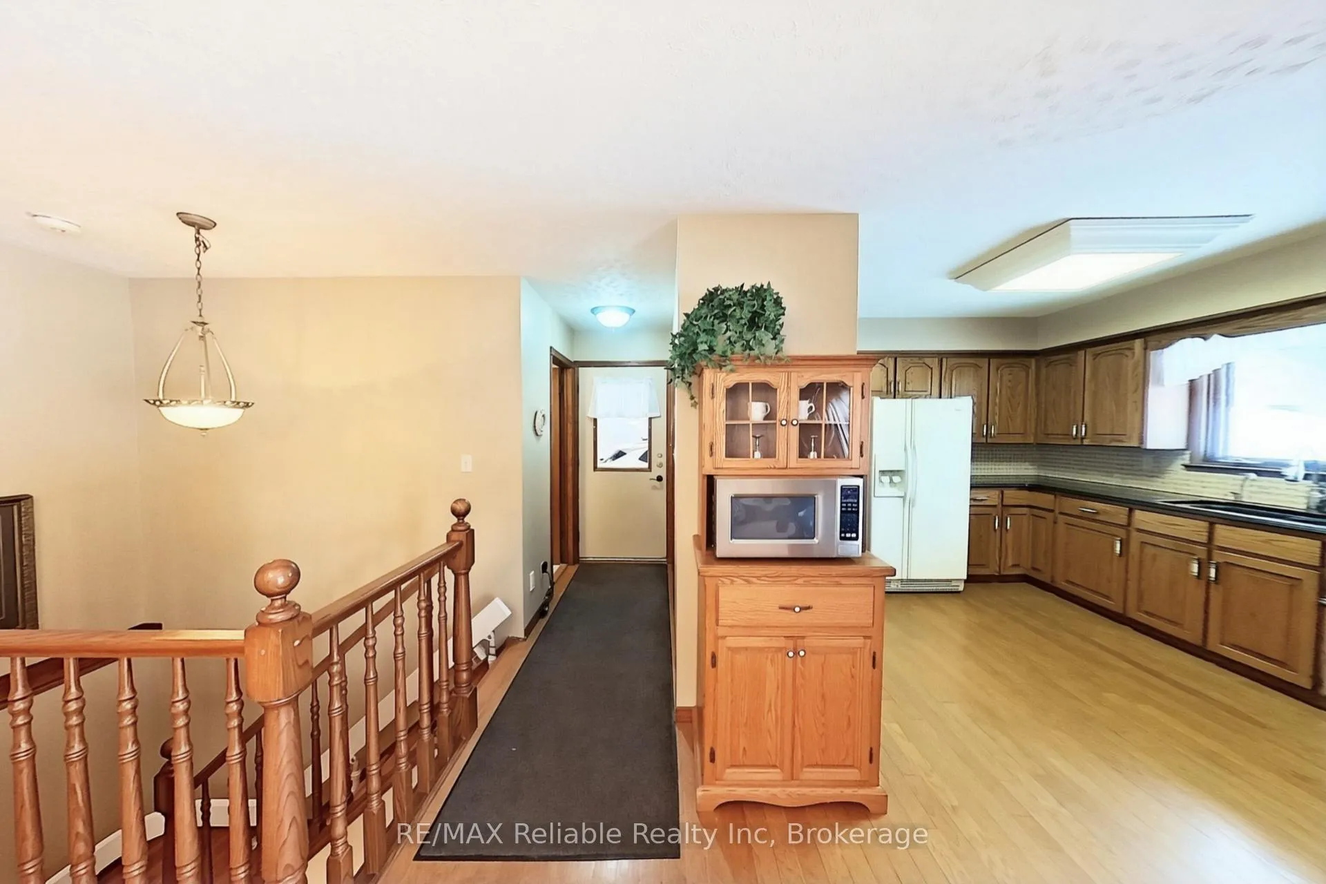 Photo 13 of 67 Rattenbury Street W, Central Huron, Clinton — HOMEH