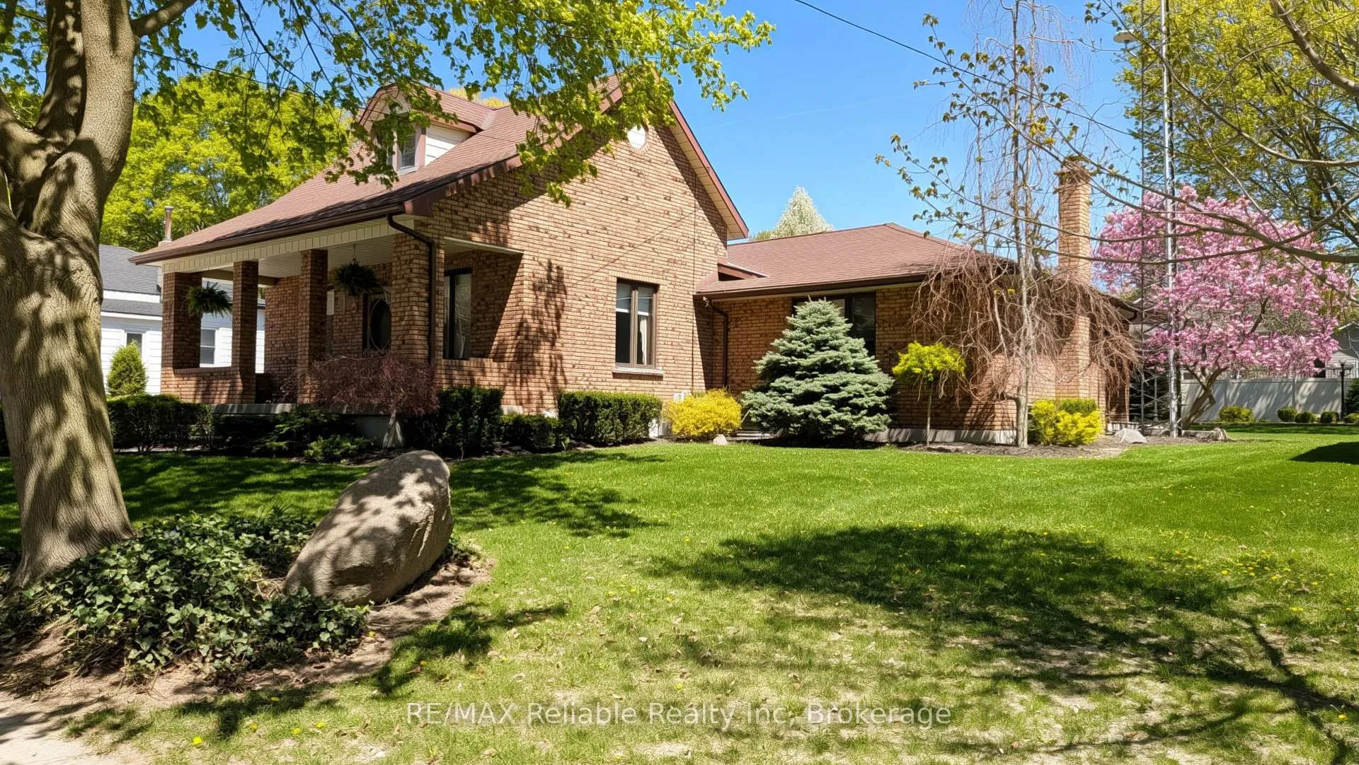 Photo 41 of 67 Rattenbury Street W, Central Huron, Clinton — HOMEH