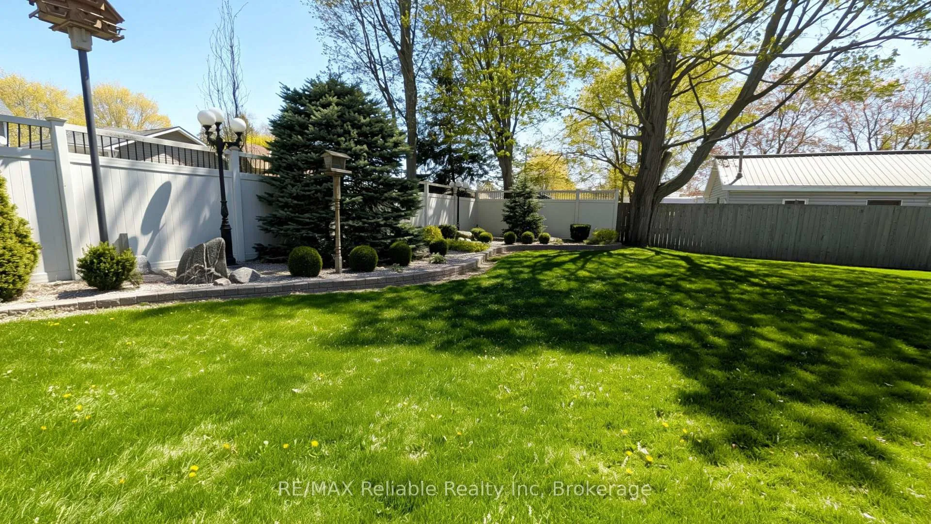 Photo 47 of 67 Rattenbury Street W, Central Huron, Clinton — HOMEH