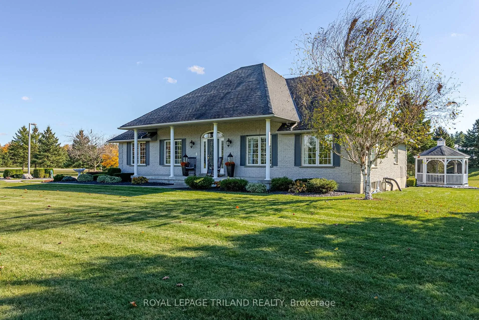 Photo 4 of 5017 Hamilton Road, Thames Centre, Rural Thames Centre — HOMEH