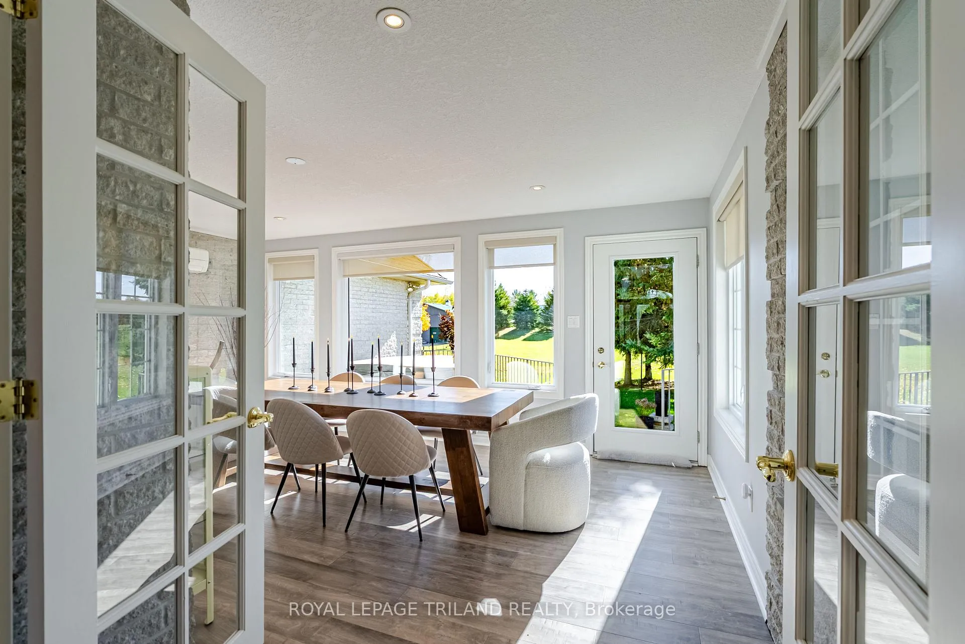 Photo 9 of 5017 Hamilton Road, Thames Centre, Rural Thames Centre — HOMEH