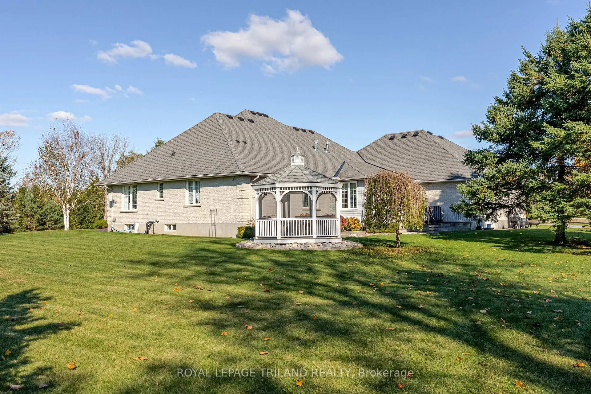 Photo 37 of 5017 Hamilton Road, Thames Centre, Rural Thames Centre — HOMEH