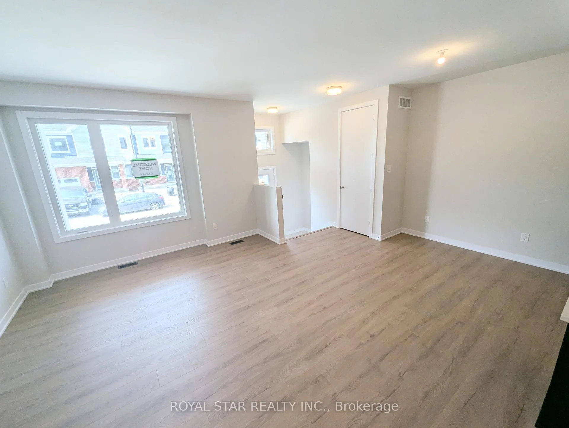 Photo 4 of 127 Beebalm Crescent, Ottawa, Barrhaven - Half Moon Bay — HOMEH