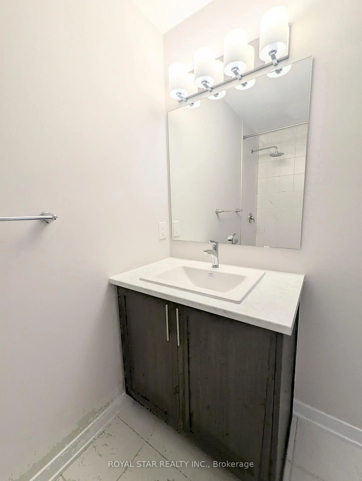 Photo 12 of 127 Beebalm Crescent, Ottawa, Barrhaven - Half Moon Bay — HOMEH