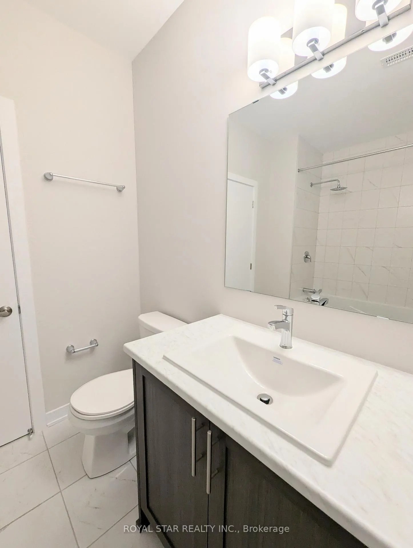 Photo 23 of 127 Beebalm Crescent, Ottawa, Barrhaven - Half Moon Bay — HOMEH