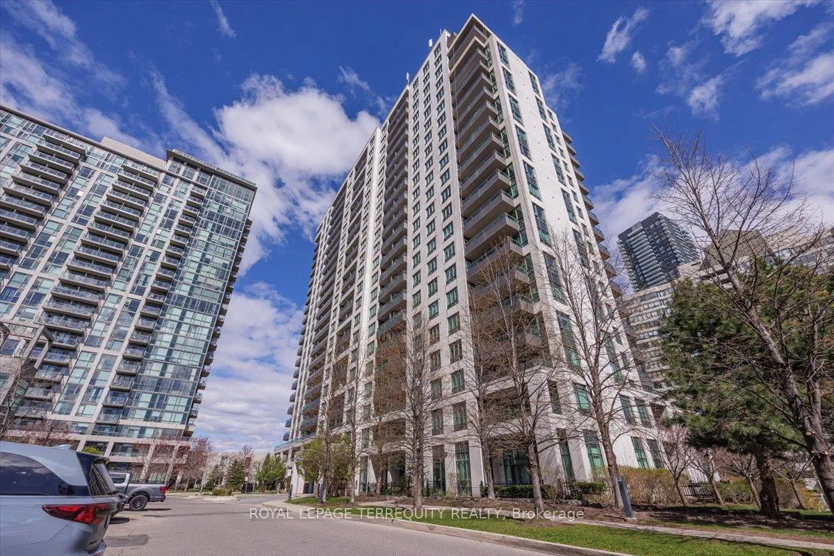 Front of Unit 2212, 335 Rathburn Road W