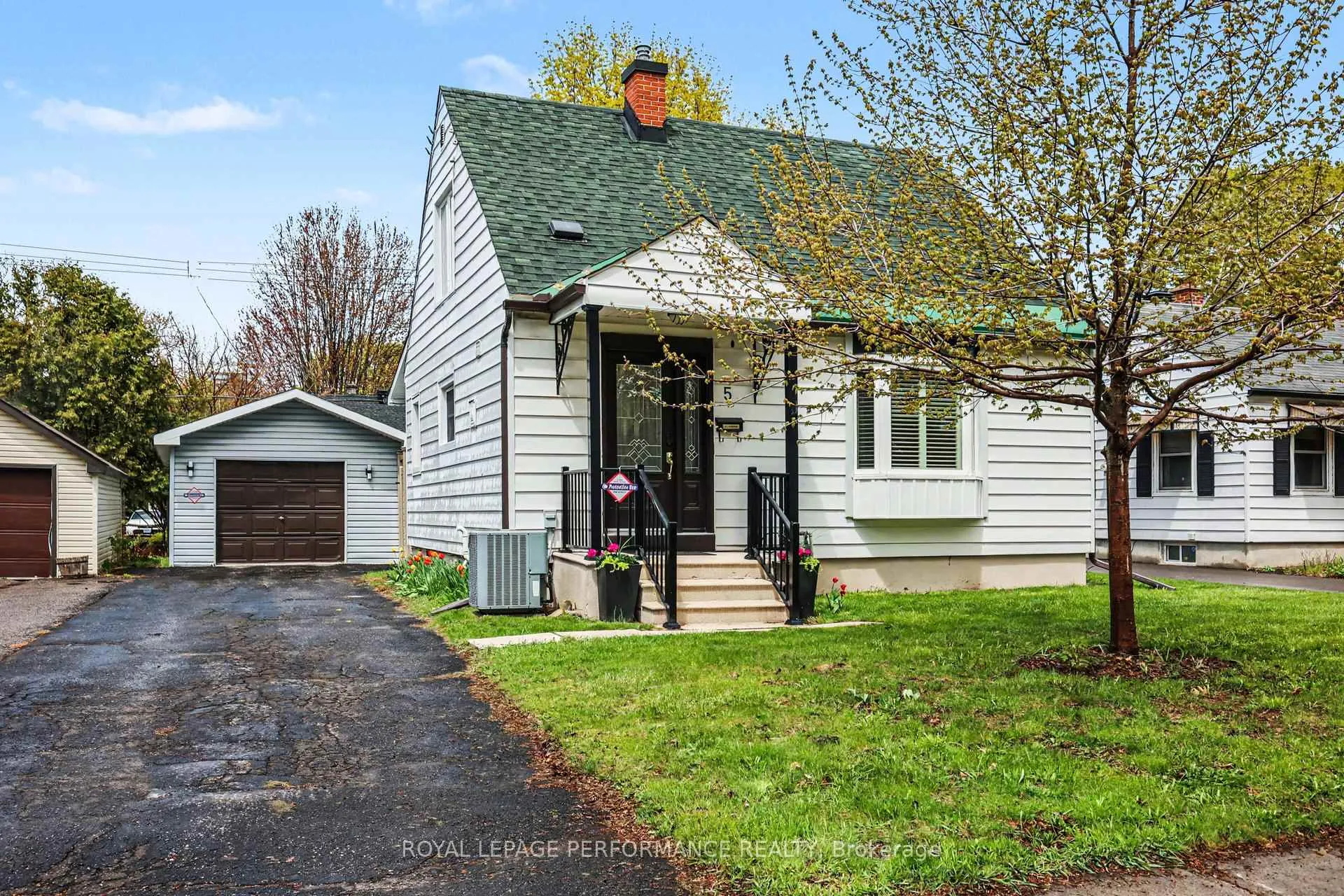 Photo 1 of 5 Marshall Avenue, Ottawa, Carlington — HOMEH