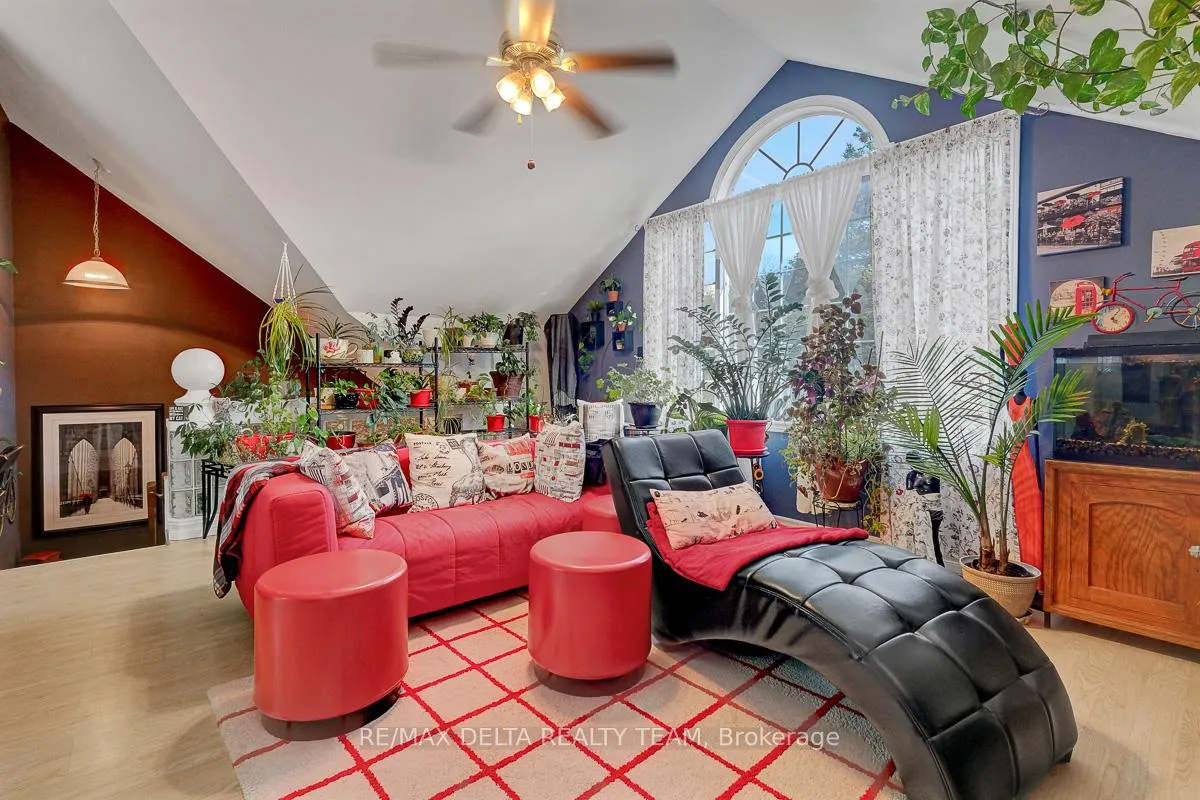 Photo 34 of 1079 Laporte Street, Ottawa, Beacon Hill South — HOMEH