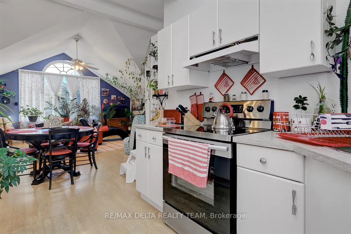 Photo 38 of 1079 Laporte Street, Ottawa, Beacon Hill South — HOMEH