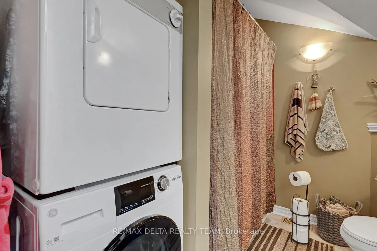 Photo 41 of 1079 Laporte Street, Ottawa, Beacon Hill South — HOMEH
