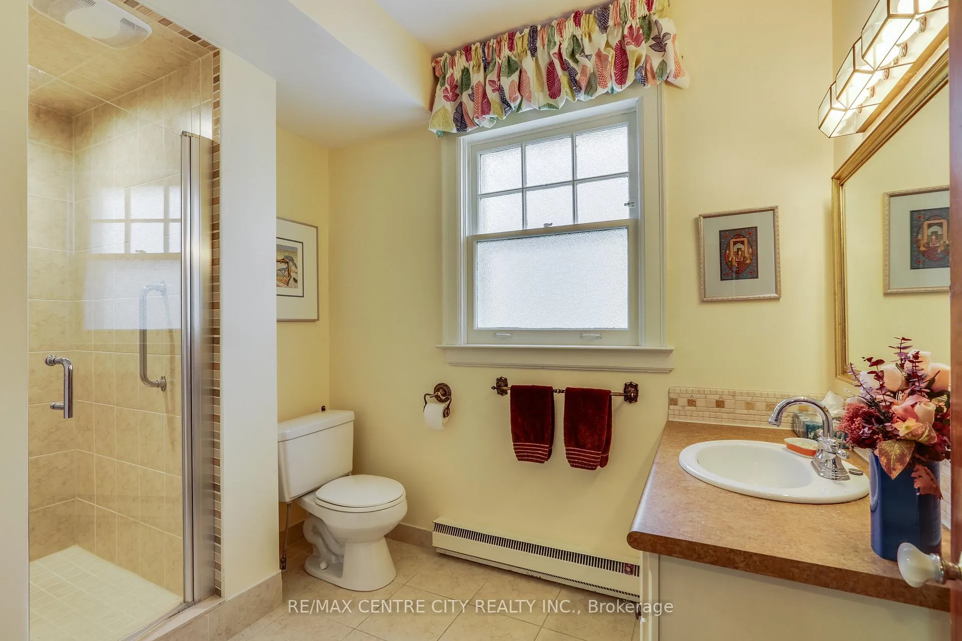 Photo 13 of 1008 Waterloo Street, London, East B — HOMEH