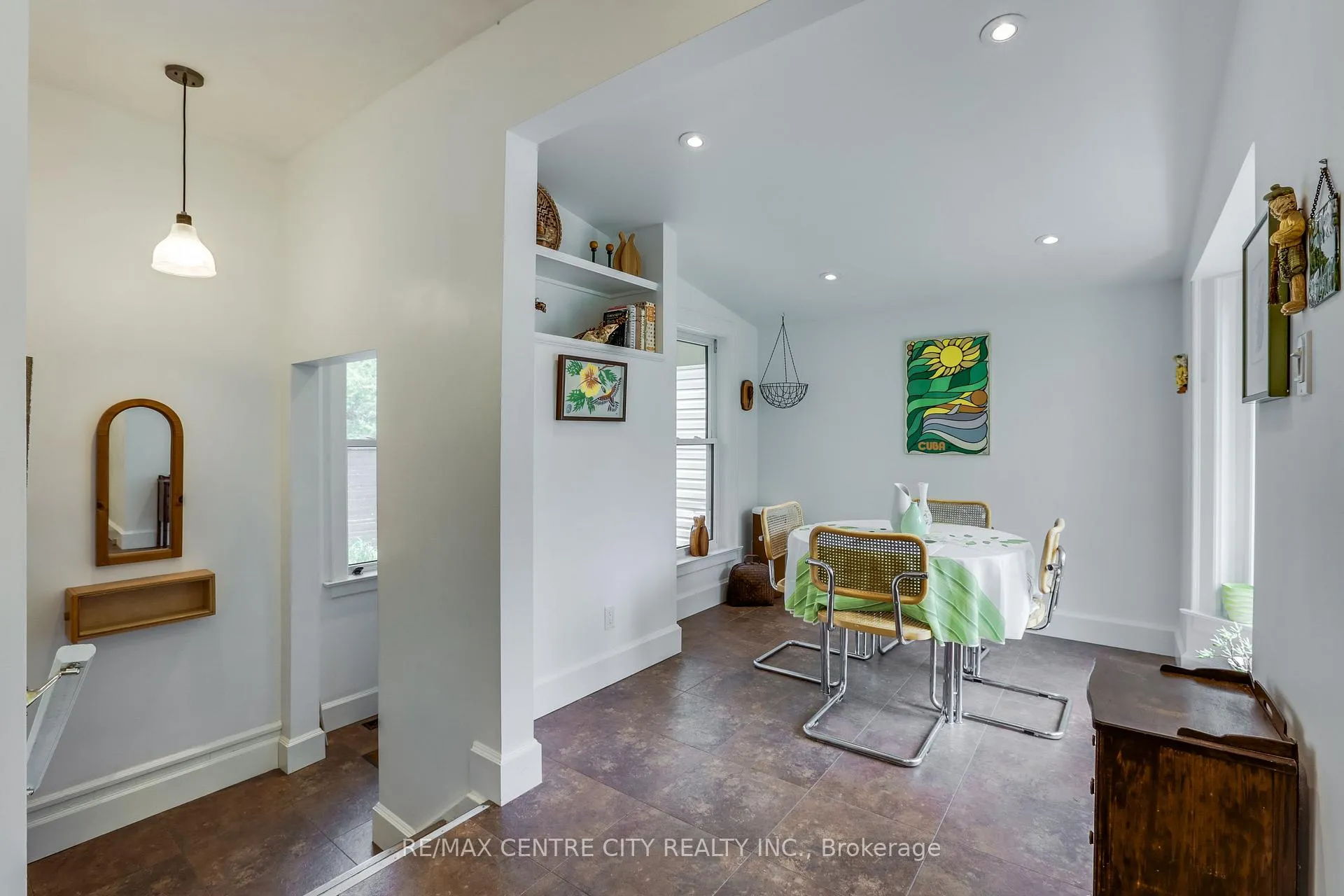 Photo 18 of 1008 Waterloo Street, London, East B — HOMEH
