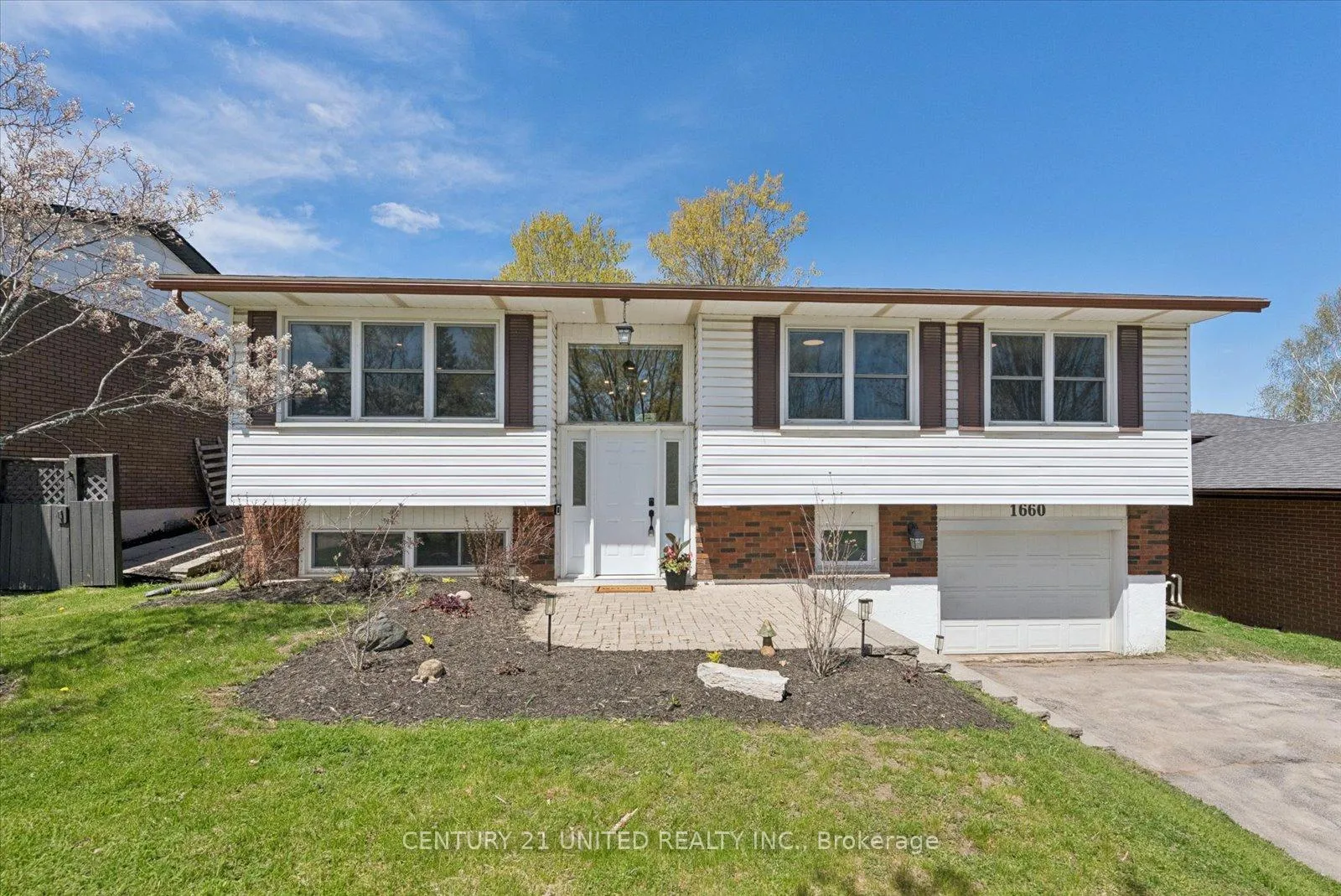 Photo 3 of 1660 Cherryhill Road, Peterborough, Monaghan Ward 2 — HOMEH